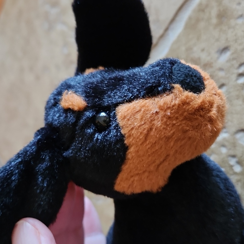 Jellycat Midnight Black And Brown MINI Freddie  Dauchsund Plush Toy - Picture 6 of 8